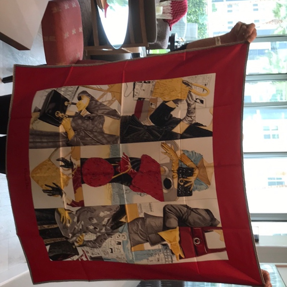 New Christian Dior women’s scarf